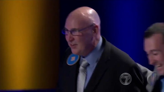 <em>Family Feud</em> Contestant Spotted 182 Points In Fast Money Still Loses
